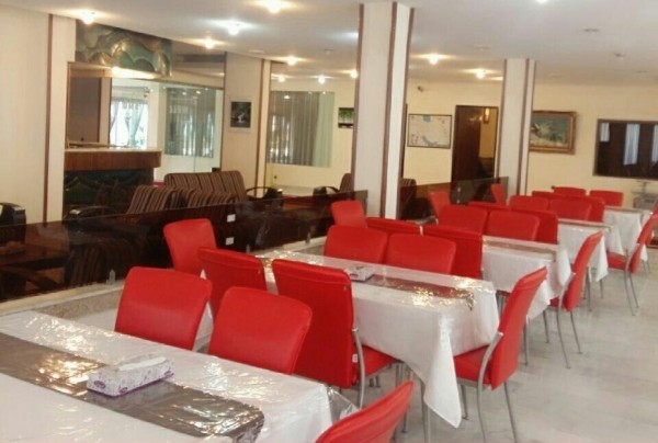 رستوران هتل صدف نوشهر